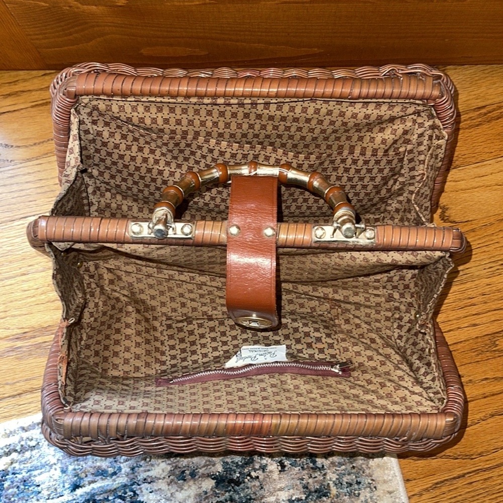 Vintage Paxton Product Hong Kong Picnic Basket Purse Unique Bag - Picture 2 of 6